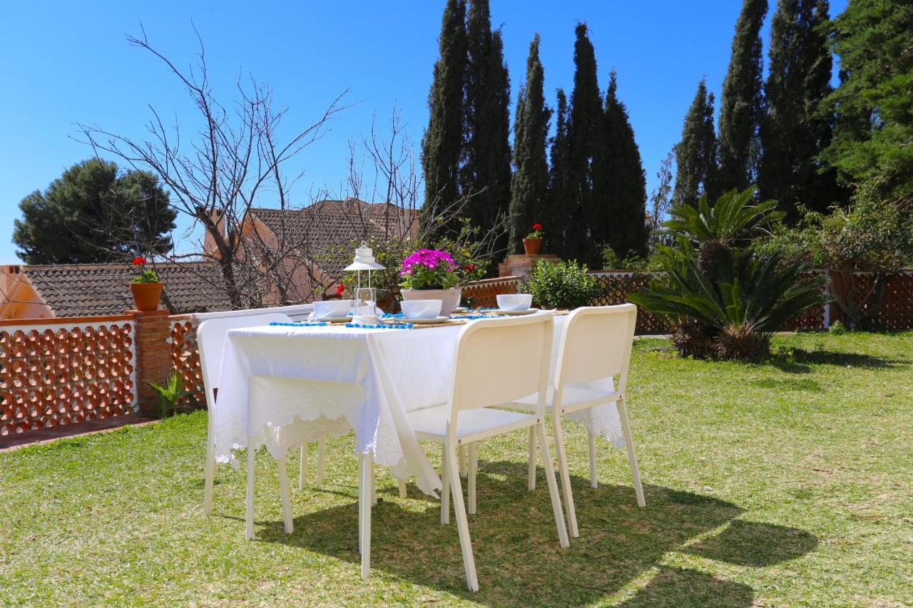 Villa Clavero One Premium Apt Малага Екстериор снимка