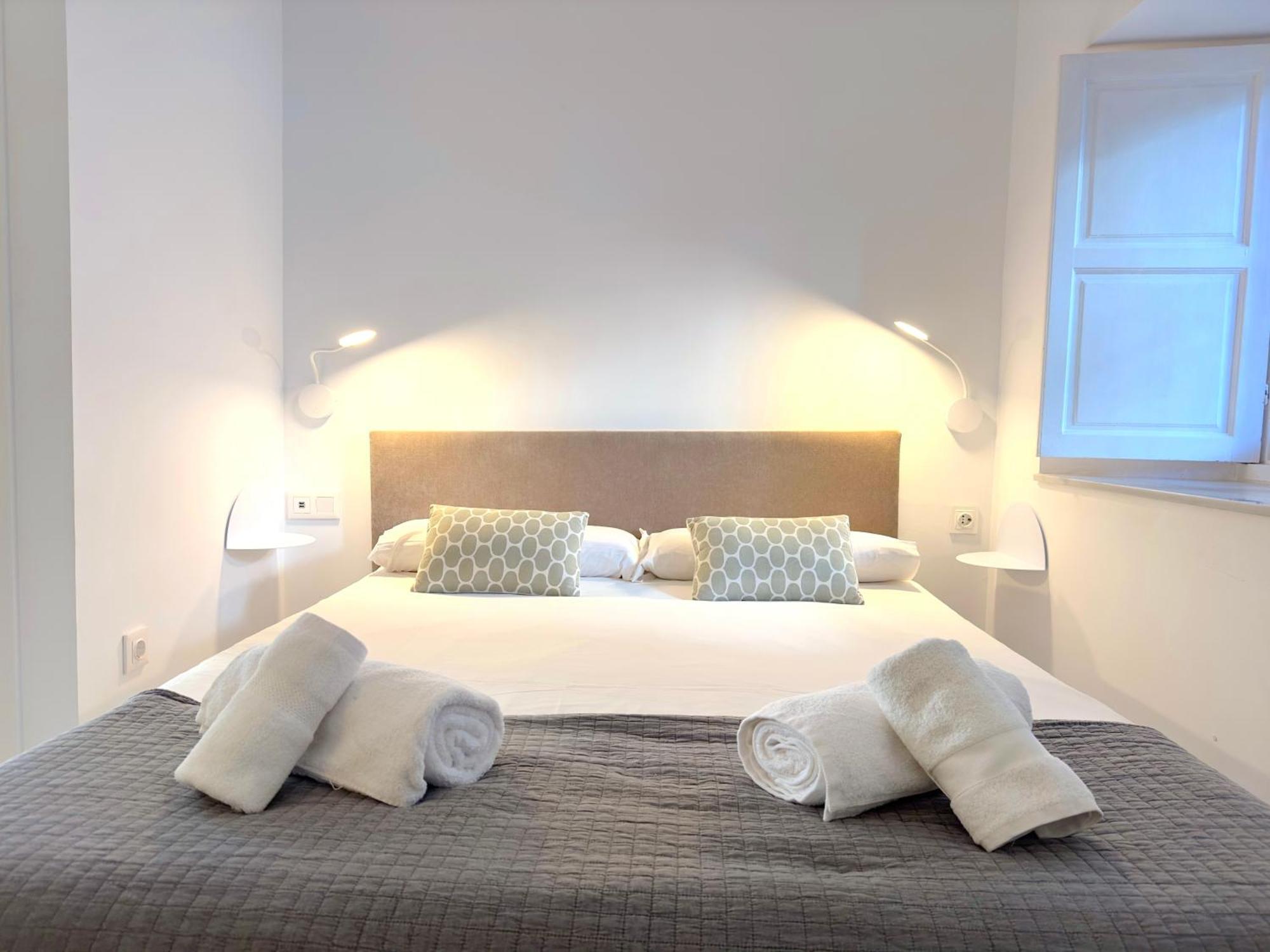 Villa Clavero One Premium Apt Малага Екстериор снимка